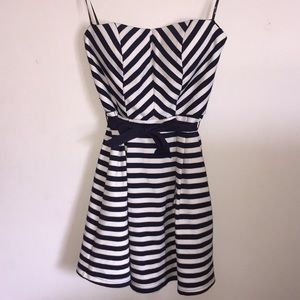 Forever 21 Navy Blue Striped Dress Size Small New